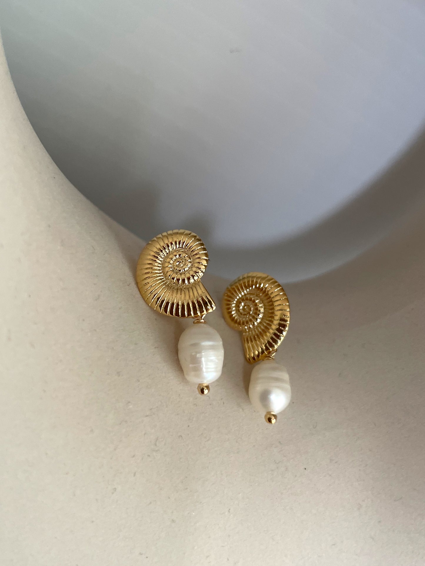 Cove Earrings