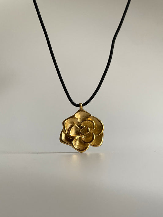 The Rose Necklace