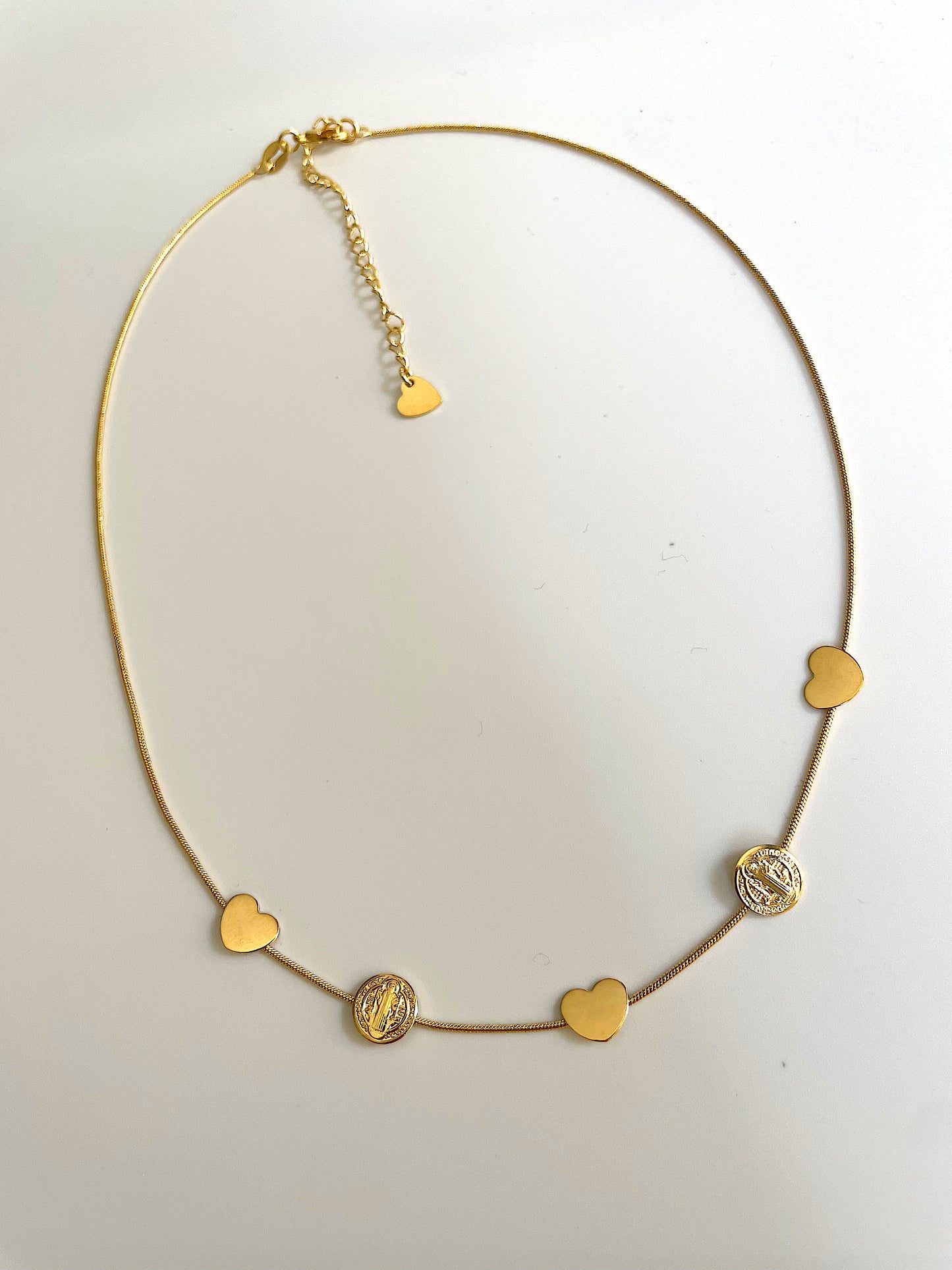 Love San Benito Abbad Short Necklace