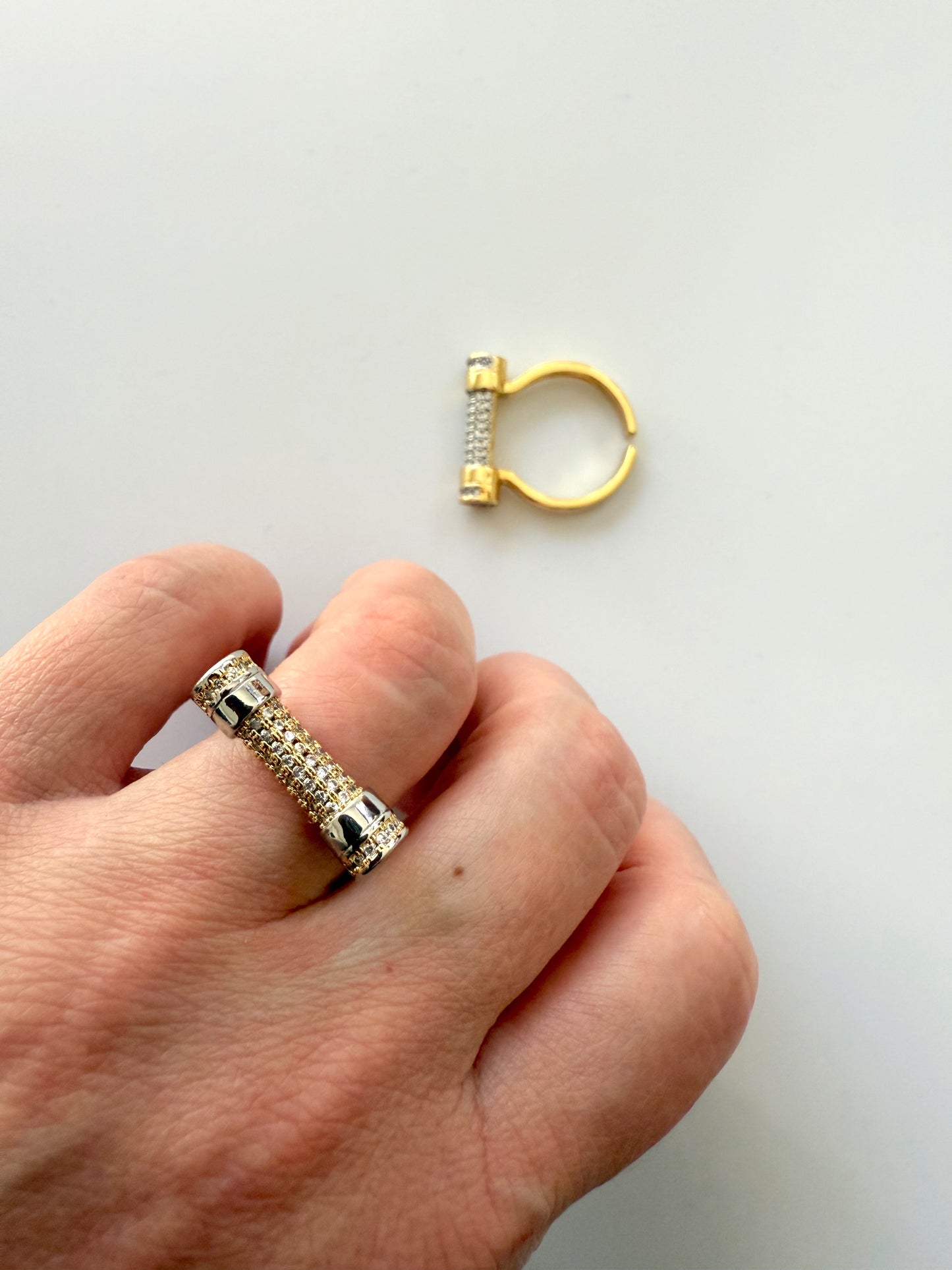 Sparkling Bolt Ring